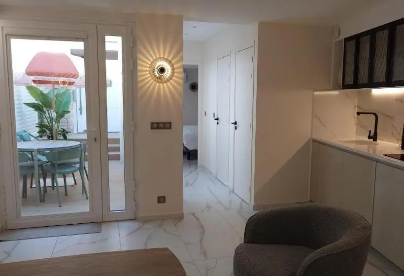 テラスつきの２ベッドルームアパートメント, Club Inn Appartement
