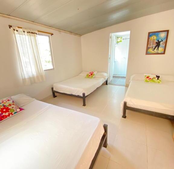 スタンダードトリプルルーム, Eco Hotel El Acuario