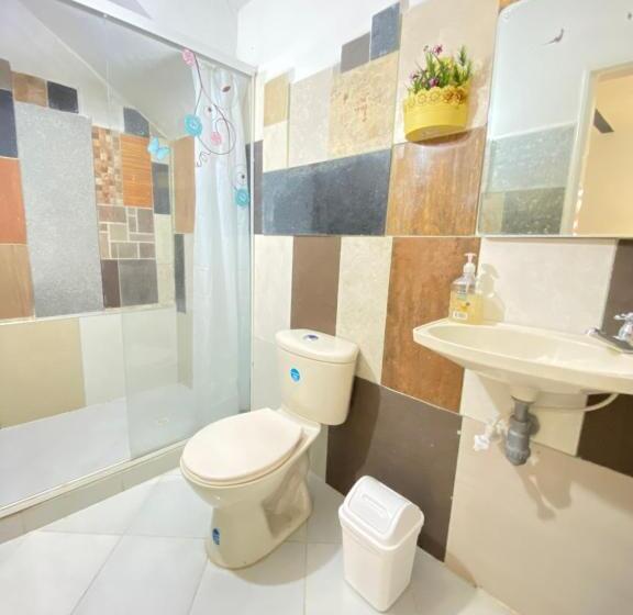 חדר משפחתי, Eco Hotel El Acuario