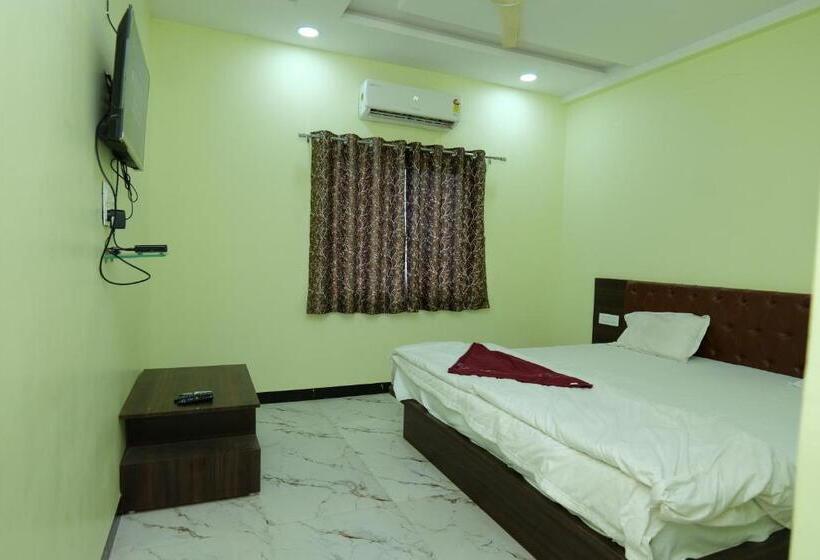 Quarto Deluxe, New 712