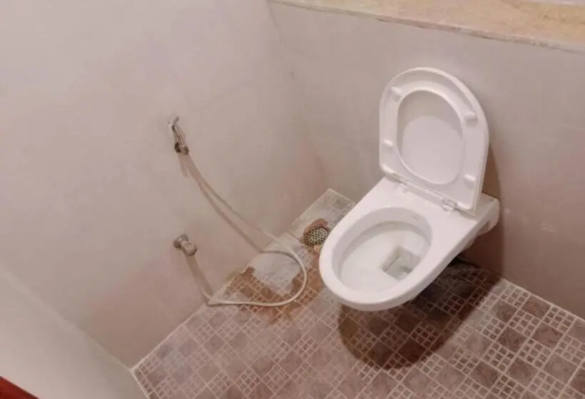 デラックストリプルルーム, Temple City Lake Inn Madurai Aala