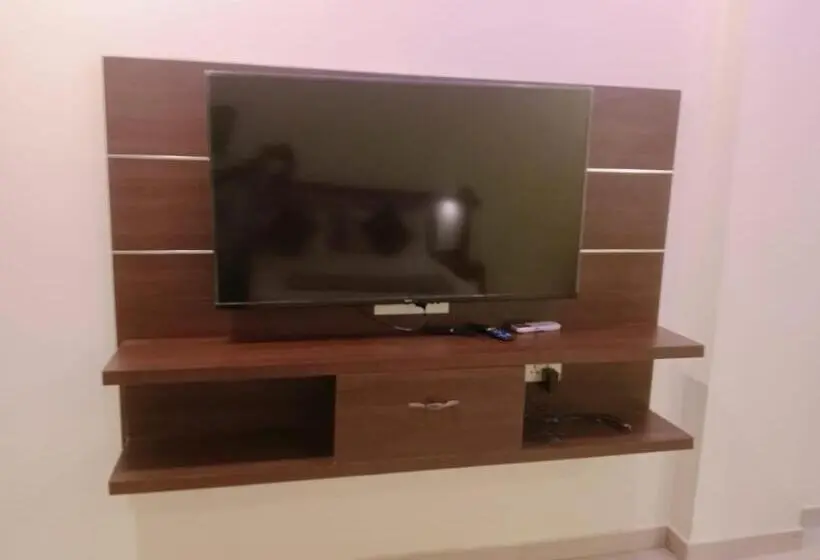 デラックスルーム, Temple City Lake Inn Madurai Aala