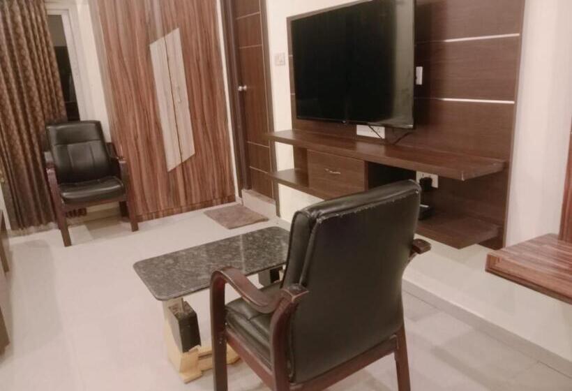 Люкс Повышенной Комфортности, Temple City Lake Inn Madurai Aala