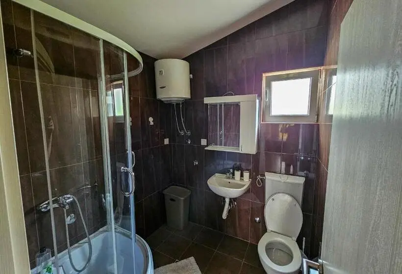 اتاق استاندارد, Guesthouse Lole