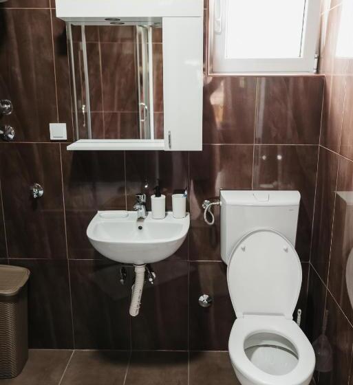 اتاق استاندارد, Guesthouse Lole