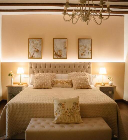 اتاق لوکس, La Casa Del Huerto