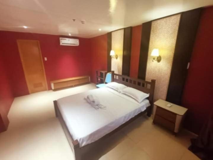 Deluxe Rum, Serenity Guest House