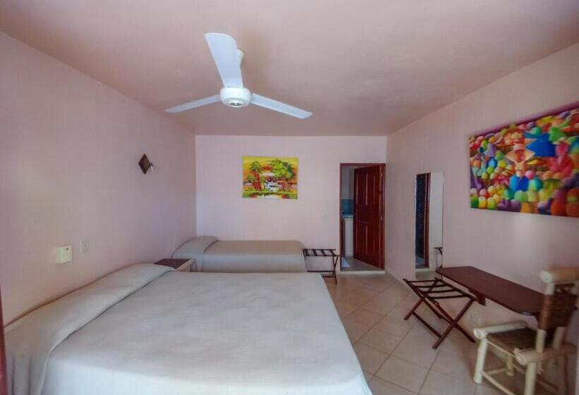 اتاق استاندارد سه نفره, Villa La Plantacion