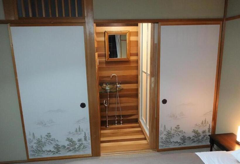 חדר סופריור עם מיטת קינג, Myosen