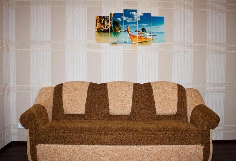 舒适型房间, Vesela Bdzhilka