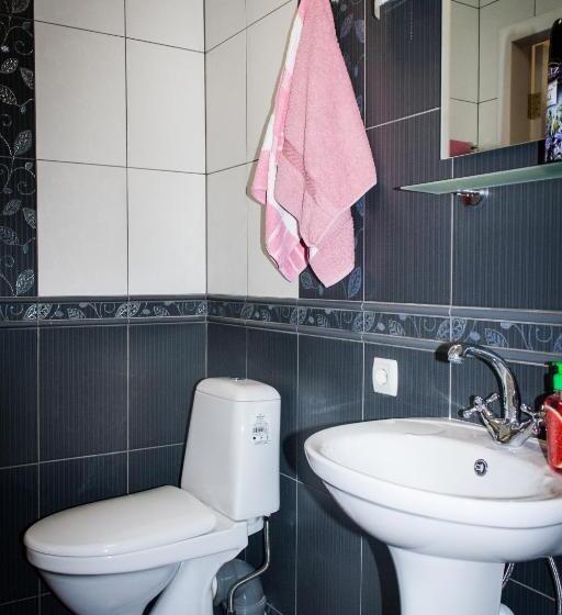 标准间, Vesela Bdzhilka