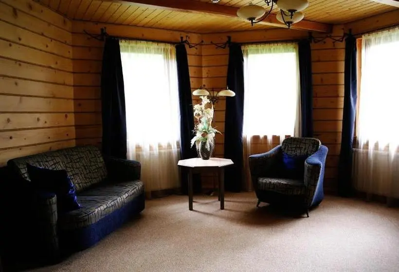 Sviitti, Villa Iris