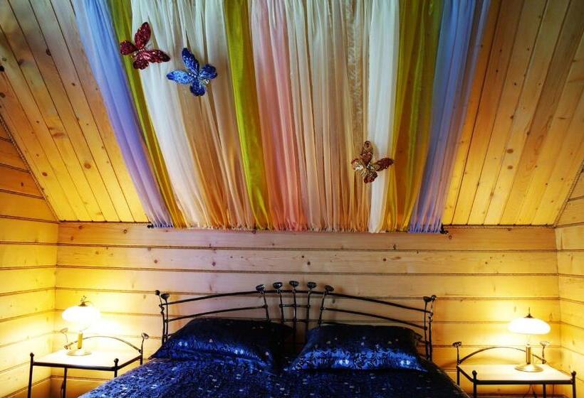 جناح, Villa Iris