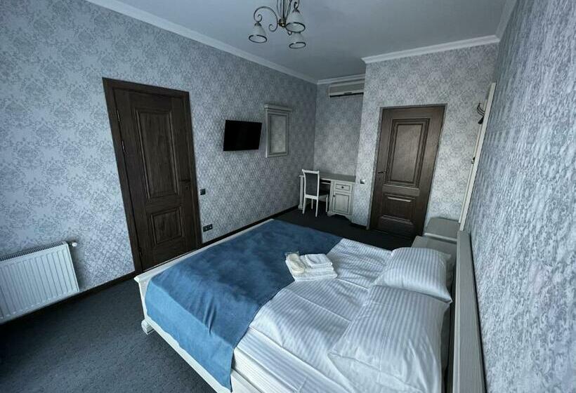 اتاق استاندارد, Zolotoy Fazan