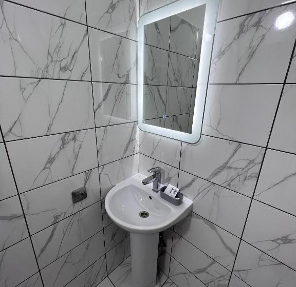 اتاق استاندارد, Zolotoy Fazan