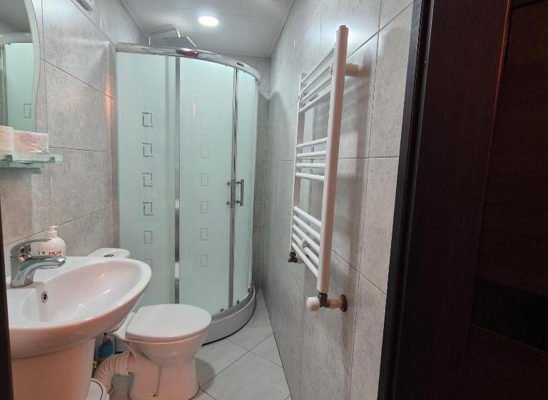 سوییت خانوادگی, Apartment Cozy House 1