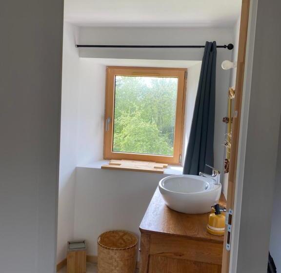 Номер Стандарт, La Pautière