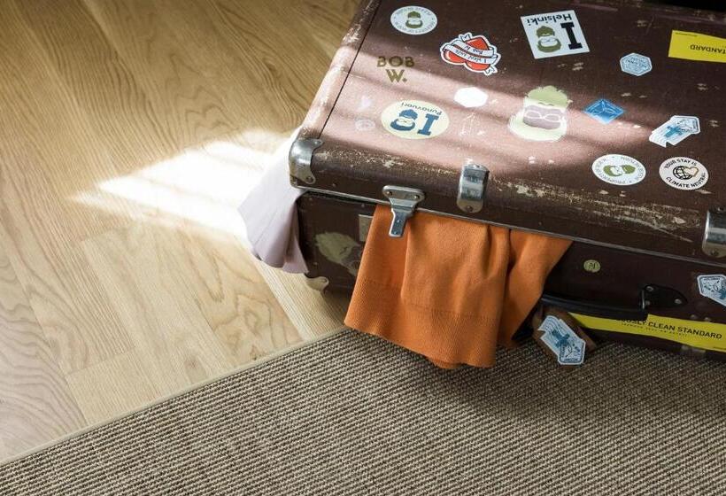 Standardzimmer, Bob W Kaarti