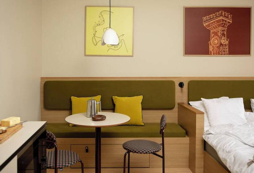 Superior-Zimmer, Bob W Kaarti