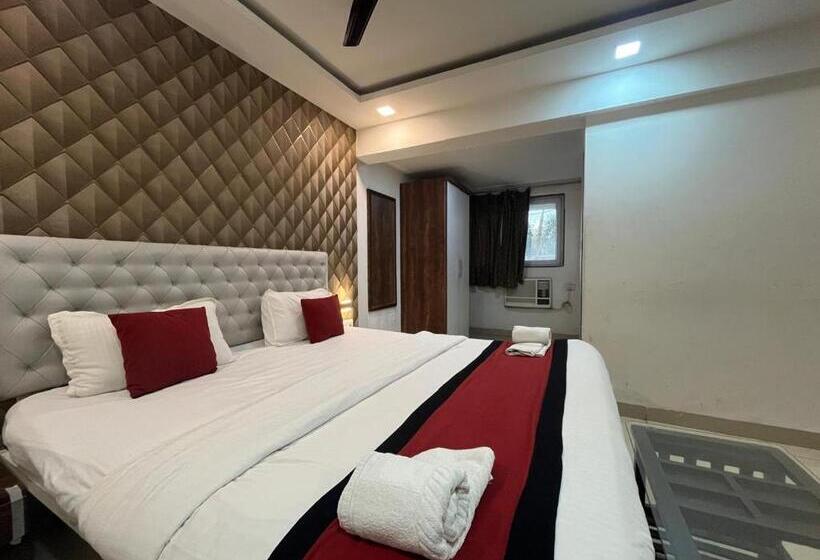 غرفة ديلوكس, Arsh Executive Inn