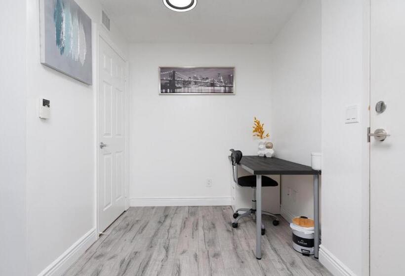 带2个卧室的公寓, Luxuriours 2br 2wr Apartment