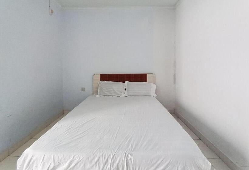 Номер Deluxe, Cemara House Syariah Redpartner