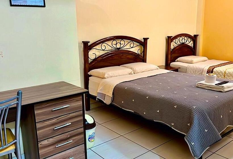 اتاق استاندارد سه نفره, Hospedaje Sol De Oro