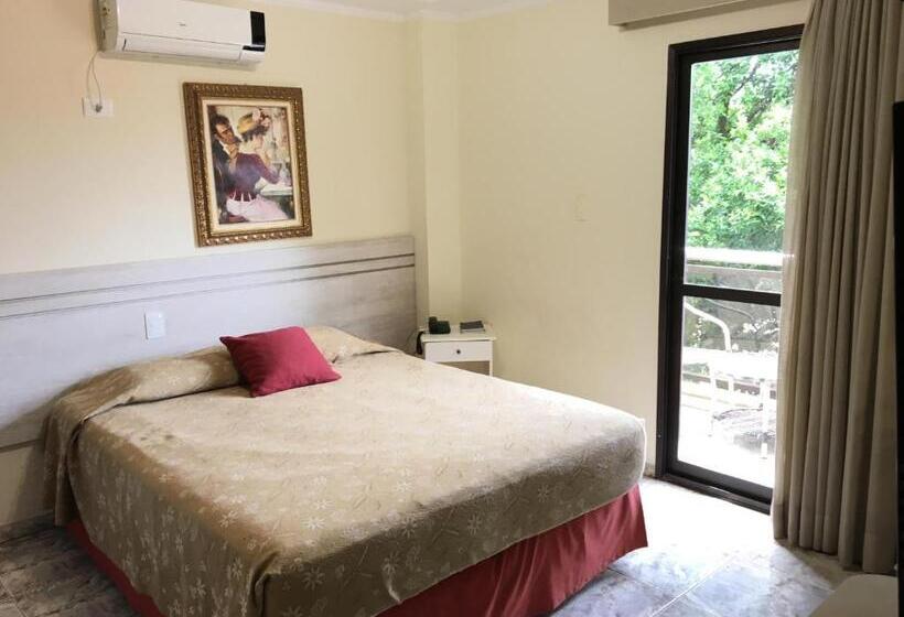 标准单人间, Internacional