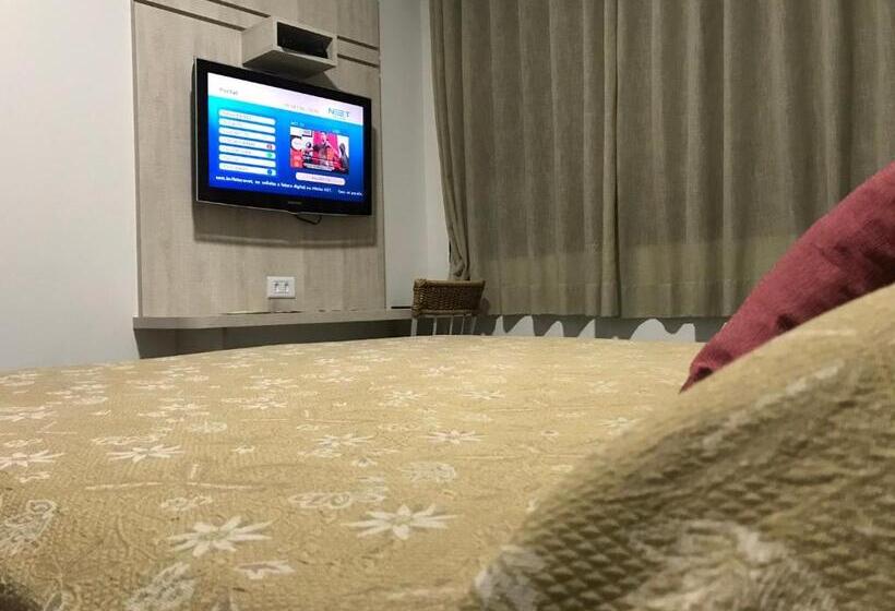 标准间, Internacional