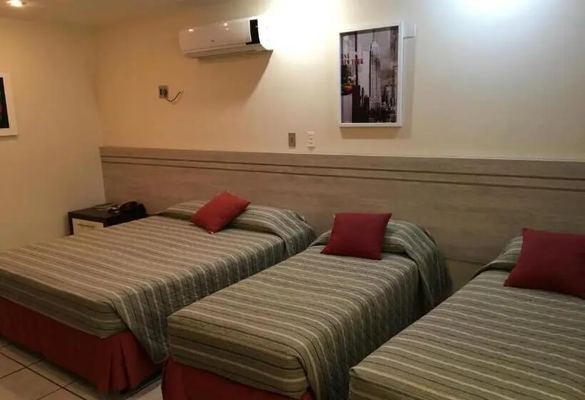 スタンダード4人部屋, Internacional