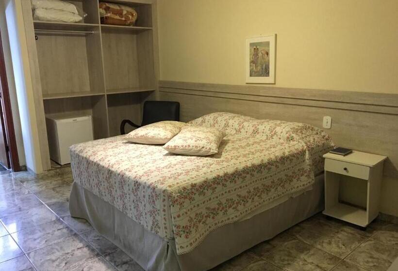 套房, Internacional