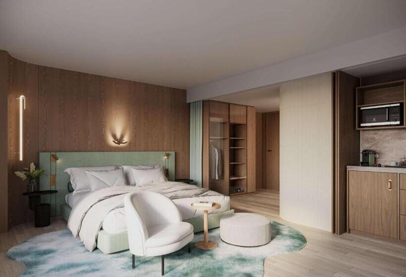 Júnior Suíte Cama King, Mövenpick Brussels Airport