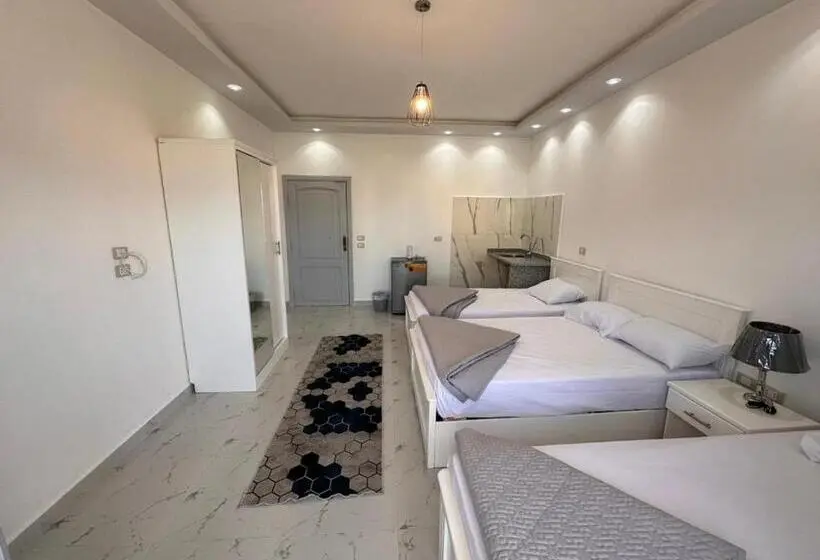 اتاق استاندارد سه نفره, Noya House Dahab