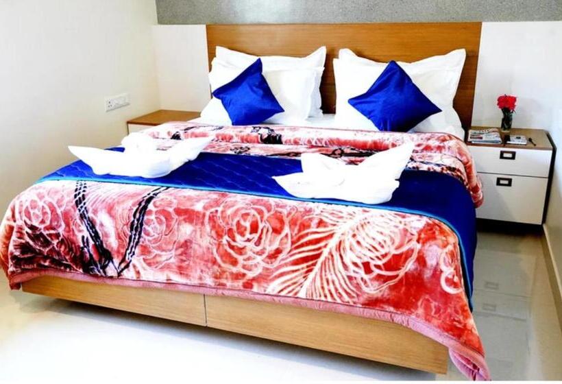 2 Bedroom Apartment with Views, Jj Pearl Residency