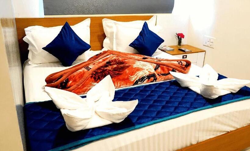 2 Bedroom Apartment with Views, Jj Pearl Residency