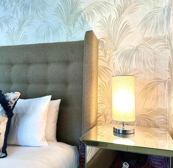 스탠다드 룸 킹사이즈 침대, Cherry Nest At Madeliefie