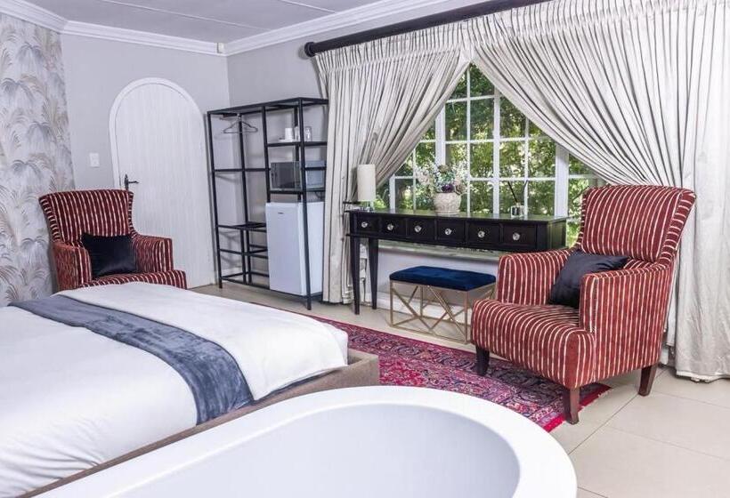 스탠다드 룸 킹사이즈 침대, Cherry Nest At Madeliefie