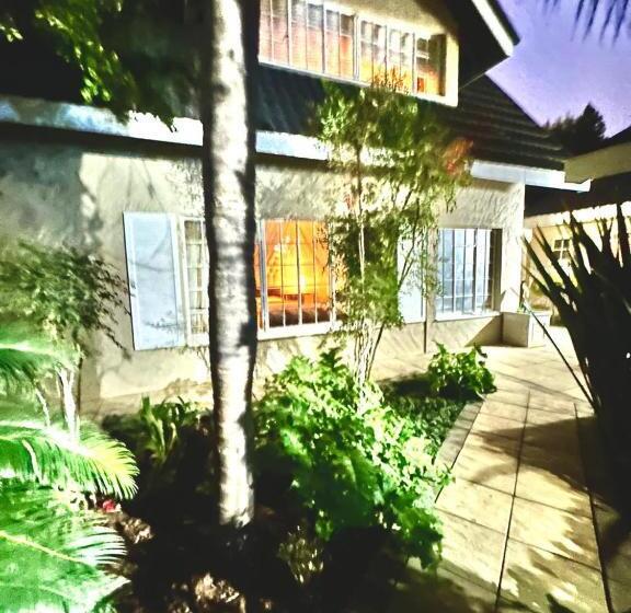 디럭스 룸, Cherry Nest At Madeliefie