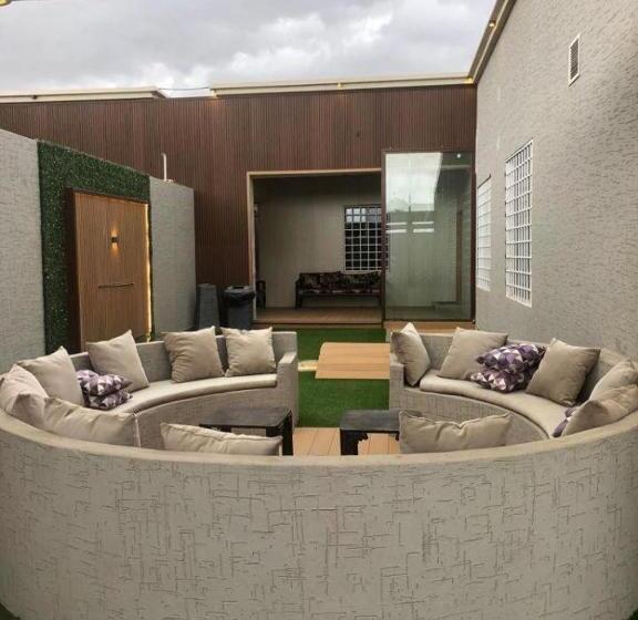 行政套房, شاليهات الريف بلس الفندقية