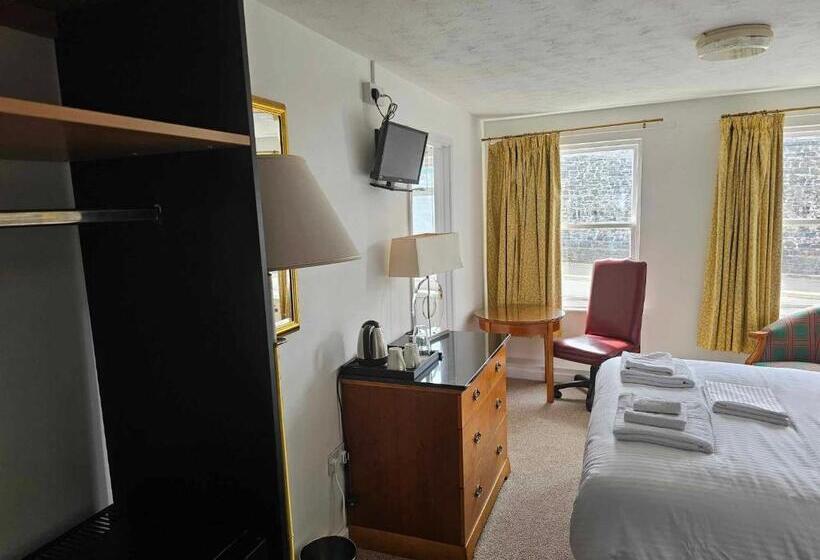 מיטת קינג בסוויטה, The Shipwright Inn