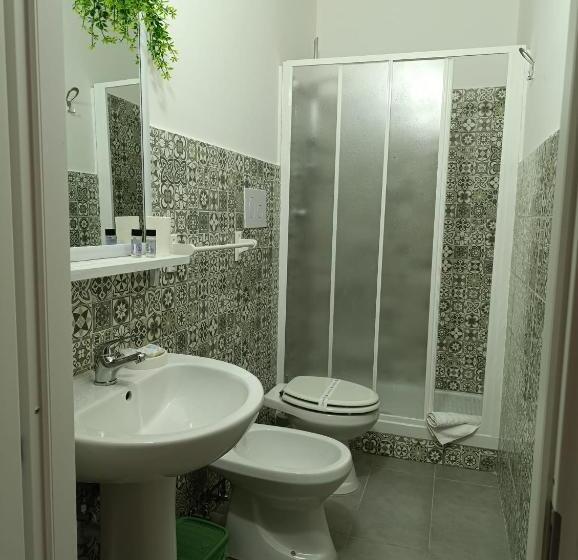 غرفة قياسية, Torre Agada