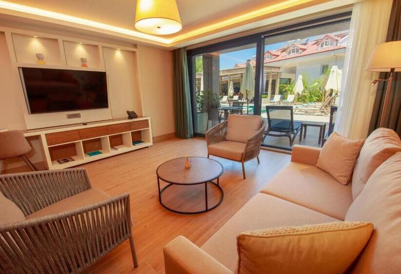 מיטת קינג בסוויטה, Casa Lumar Luxury Lodging