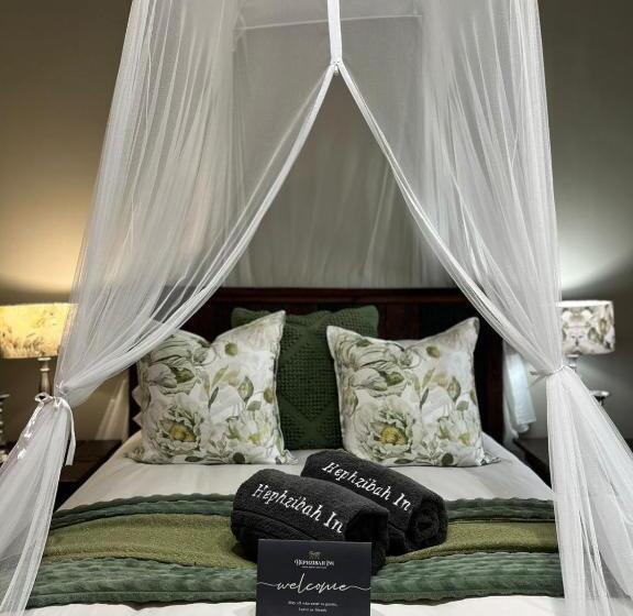 غرفة ديلوكس عائلية, Hephzibah Inn Guest House And Venue