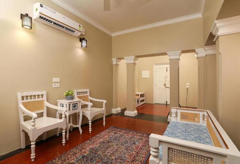 فيلا غرفتين نوم, Franco Tamil Villas