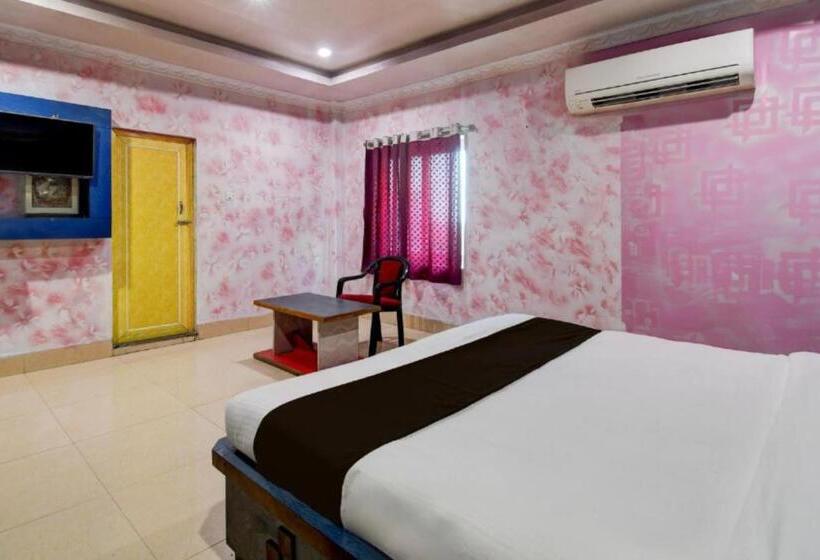 חדר דחוקס עם מיטת קינג, Goroomgo Blue Royal Bhubaneswar