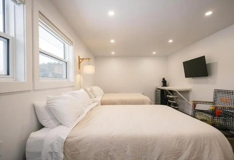 スタンダードルーム, Homeport Suites & Residences