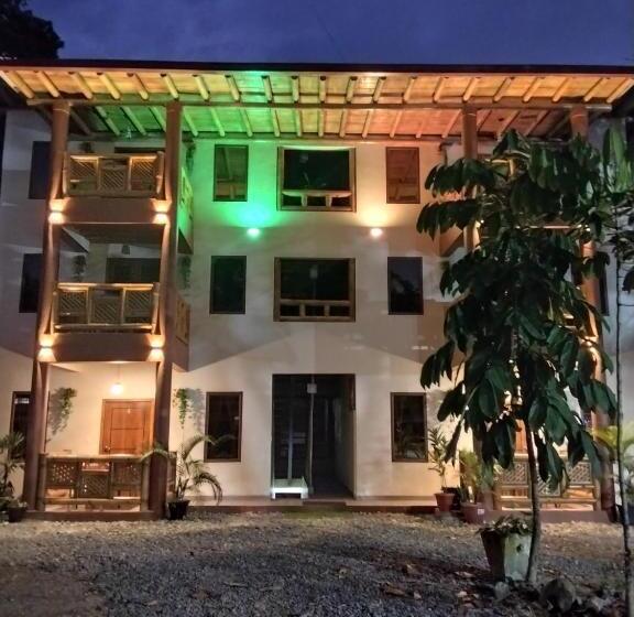 غرفة قياسية, Restaurante Andy