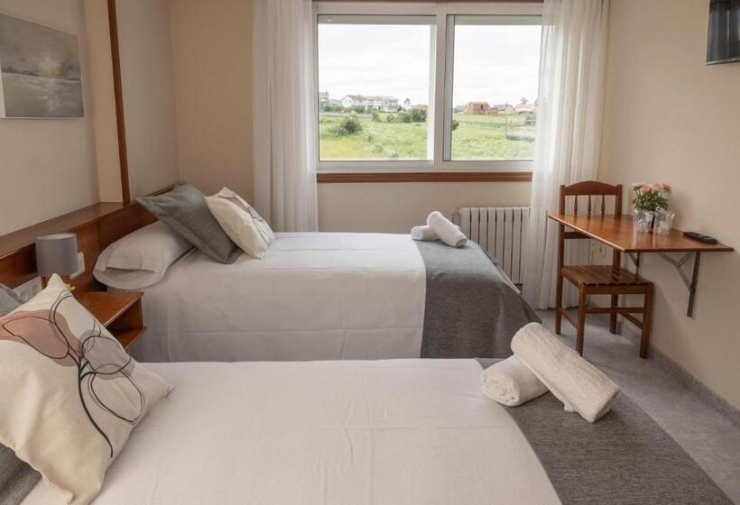 חדר סטנדרט, Pensión A Codeseira Melide