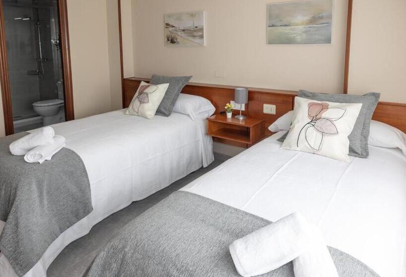 חדר סטנדרט, Pensión A Codeseira Melide