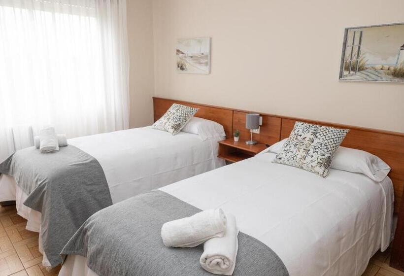 חדר סטנדרט, Pensión A Codeseira Melide